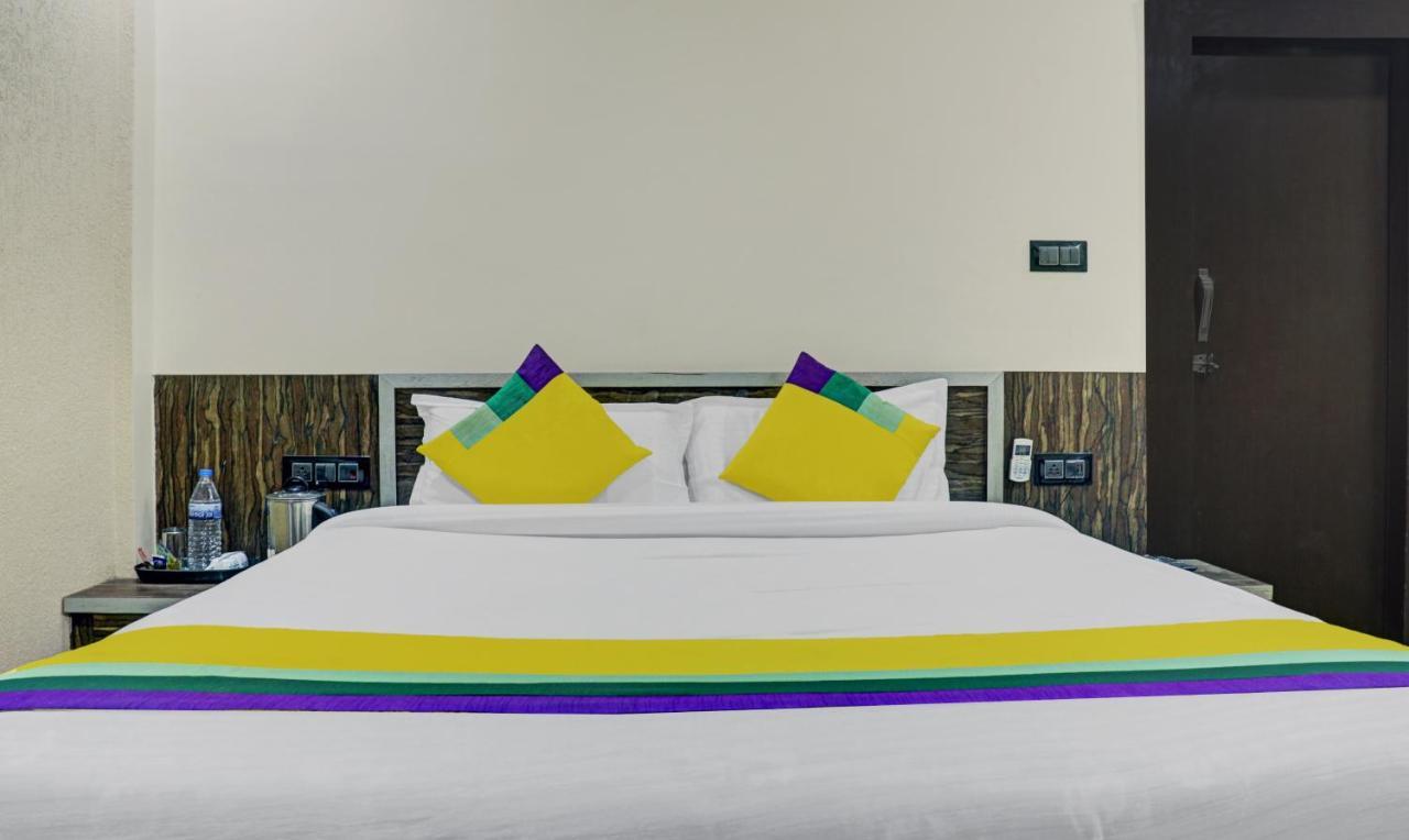 Itsy Hotels Cradle Regency รานจี ภายนอก รูปภาพ