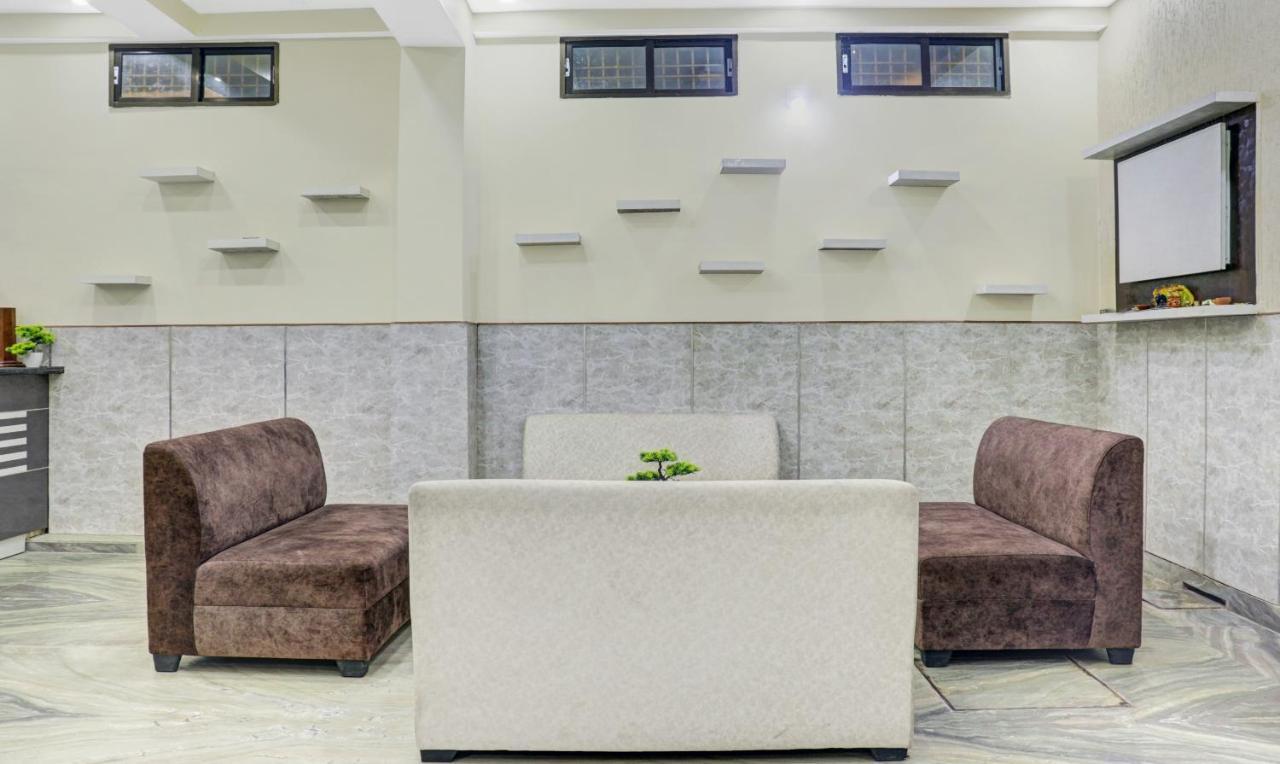 Itsy Hotels Cradle Regency รานจี ภายนอก รูปภาพ