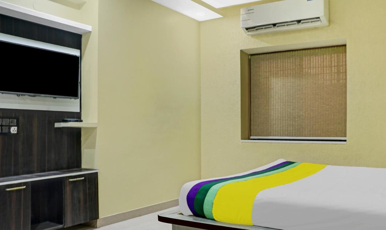 Itsy Hotels Cradle Regency รานจี ภายนอก รูปภาพ